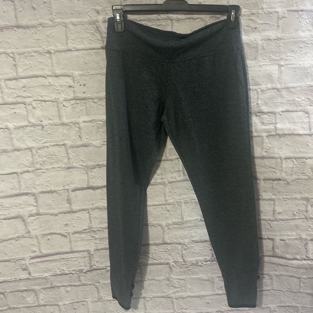 NWOT Victoria Secret Sport Heather Gray Leggings Size L Elastic Laced Bottom